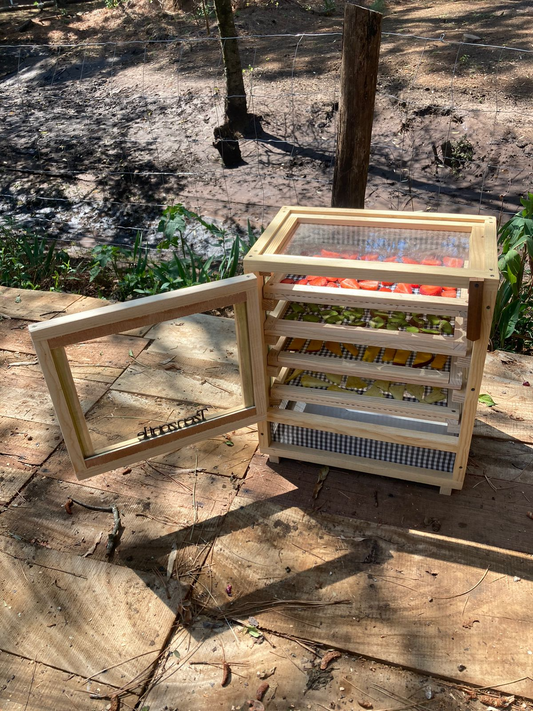 Deshidratador solar madera y vidrio